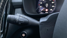 Volvo Xc40 1.5 T5 Recharge PHEV R DESIGN 5dr Auto Estate